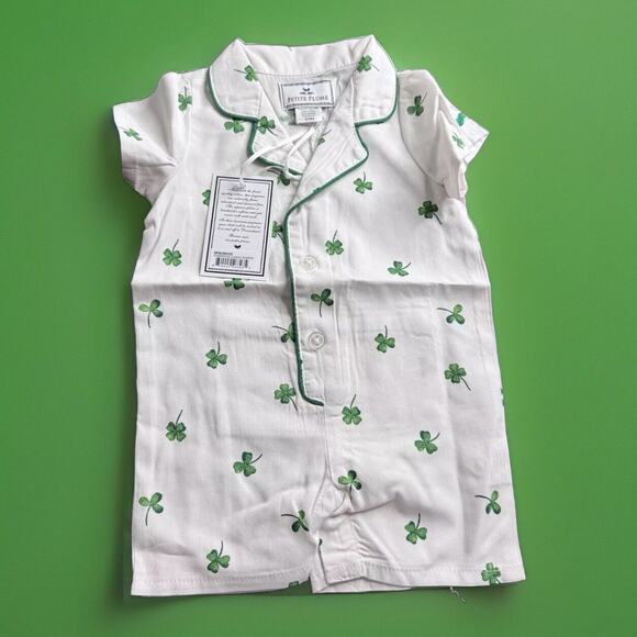 Petite Plume Other - NWT Petite Plume Shamrocks Classic Romper 0-3 Months White Green Back Pockets